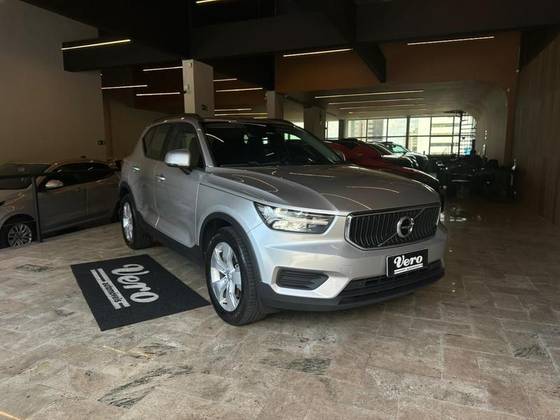 VOLVO XC40 2.0 T4 GASOLINA GEARTRONIC